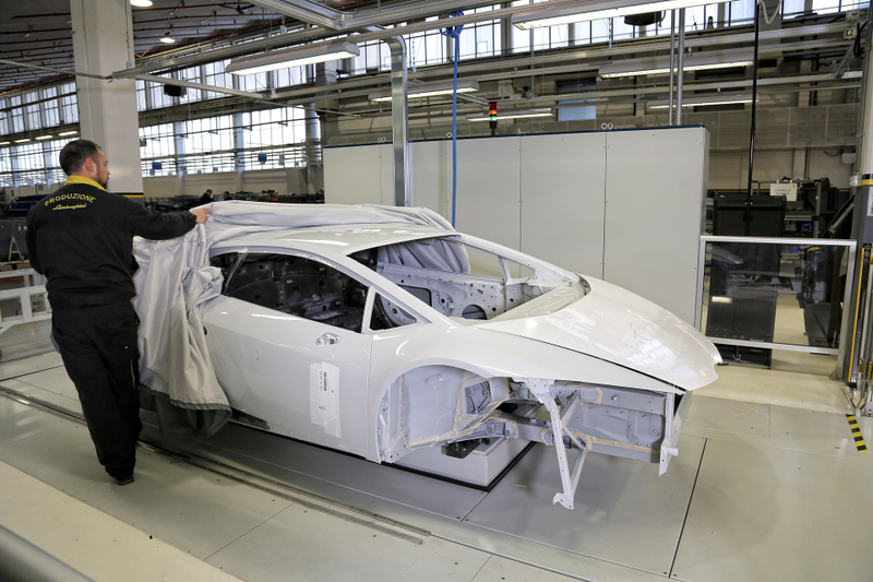 Illustration for article titled How Lamborghini Builds The Huracan